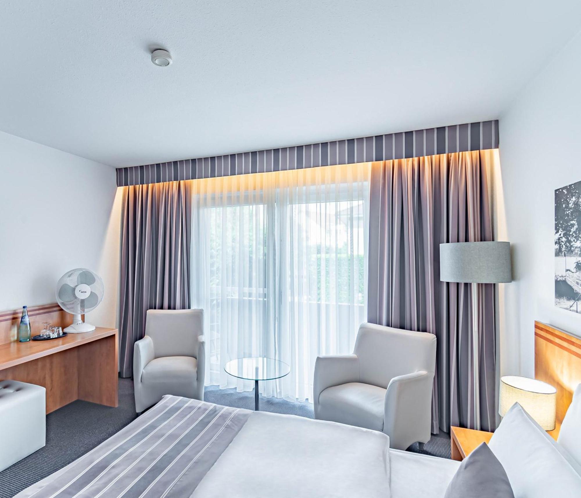 Parkhotel Sonnenberg Eltville am Rhein Екстериор снимка