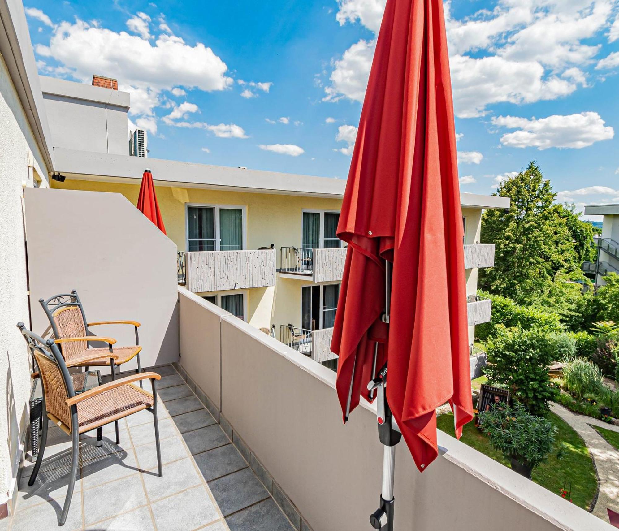 Parkhotel Sonnenberg Eltville am Rhein Екстериор снимка
