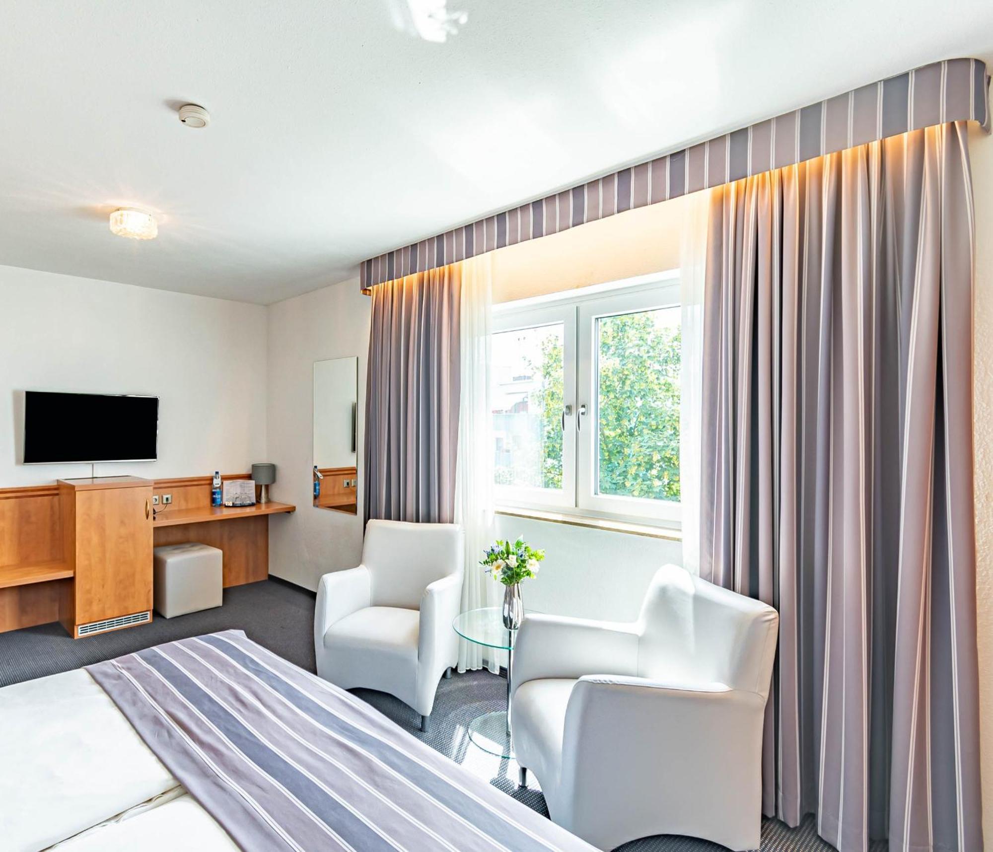 Parkhotel Sonnenberg Eltville am Rhein Екстериор снимка