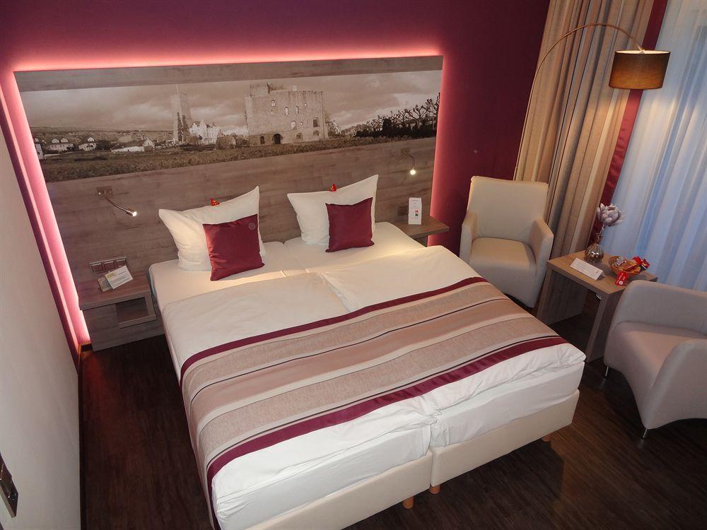 Parkhotel Sonnenberg Eltville am Rhein Екстериор снимка